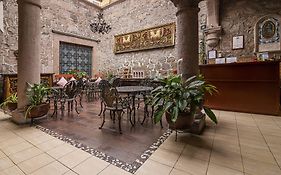 Hotel Cantera Rosa